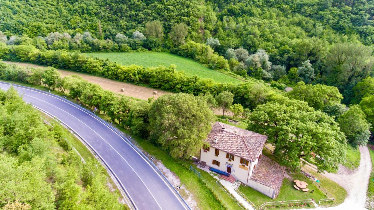 Agriturismo Le Due Querce Cerreto di Spoleto Exterior photo
